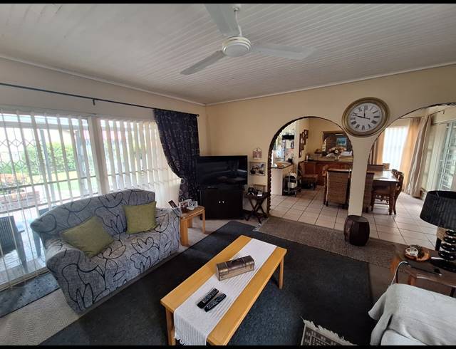 3 BEDROOM HOUSE FOR SALE IN VANDERBIJLPARK SW 2